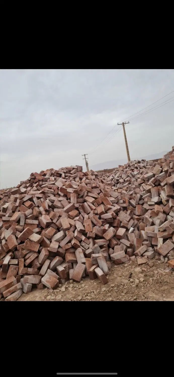آجر گره ای قرمز در یزد