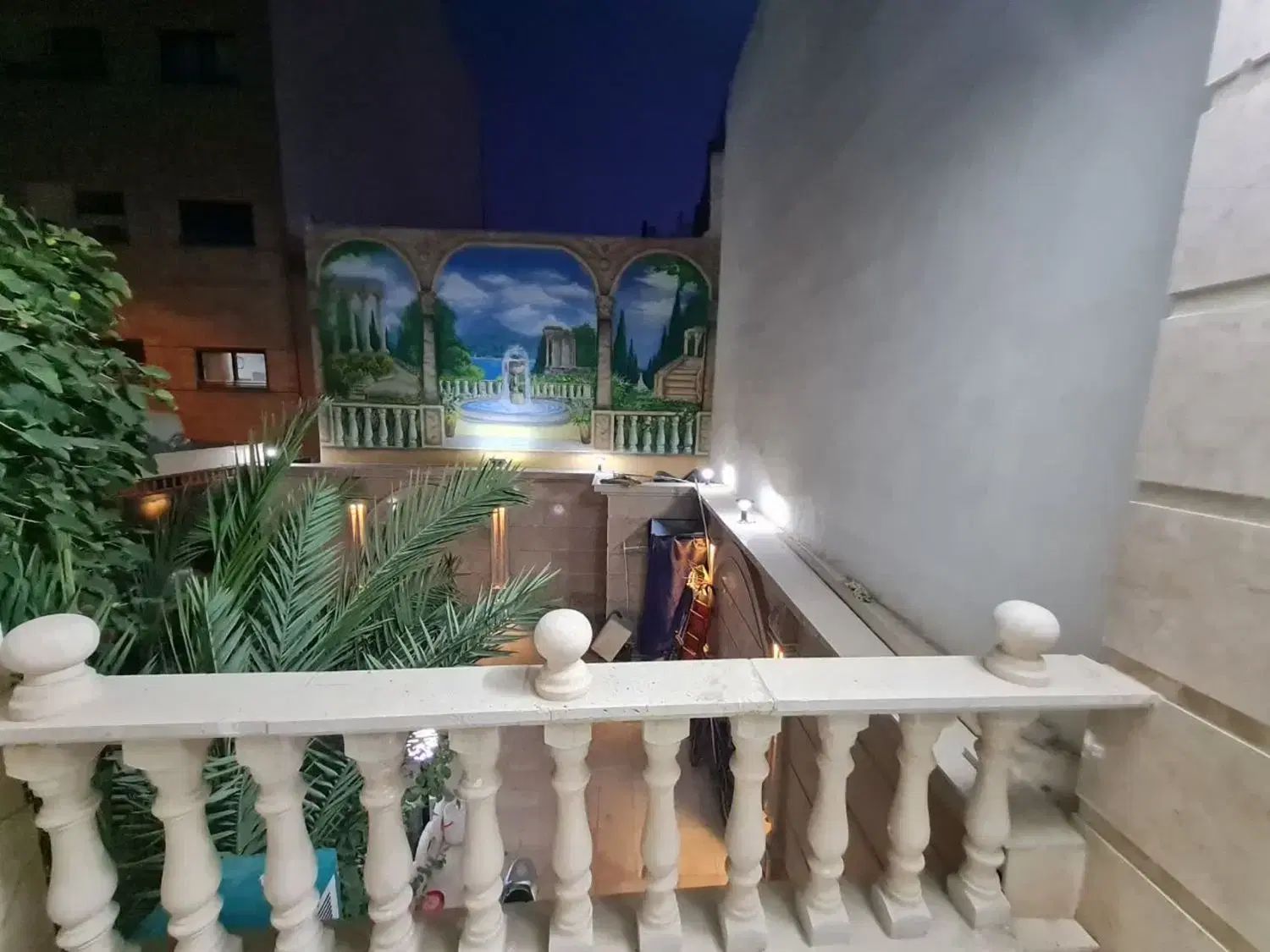 مشاورین املاک خونه به خونه مشاور شما دباغ