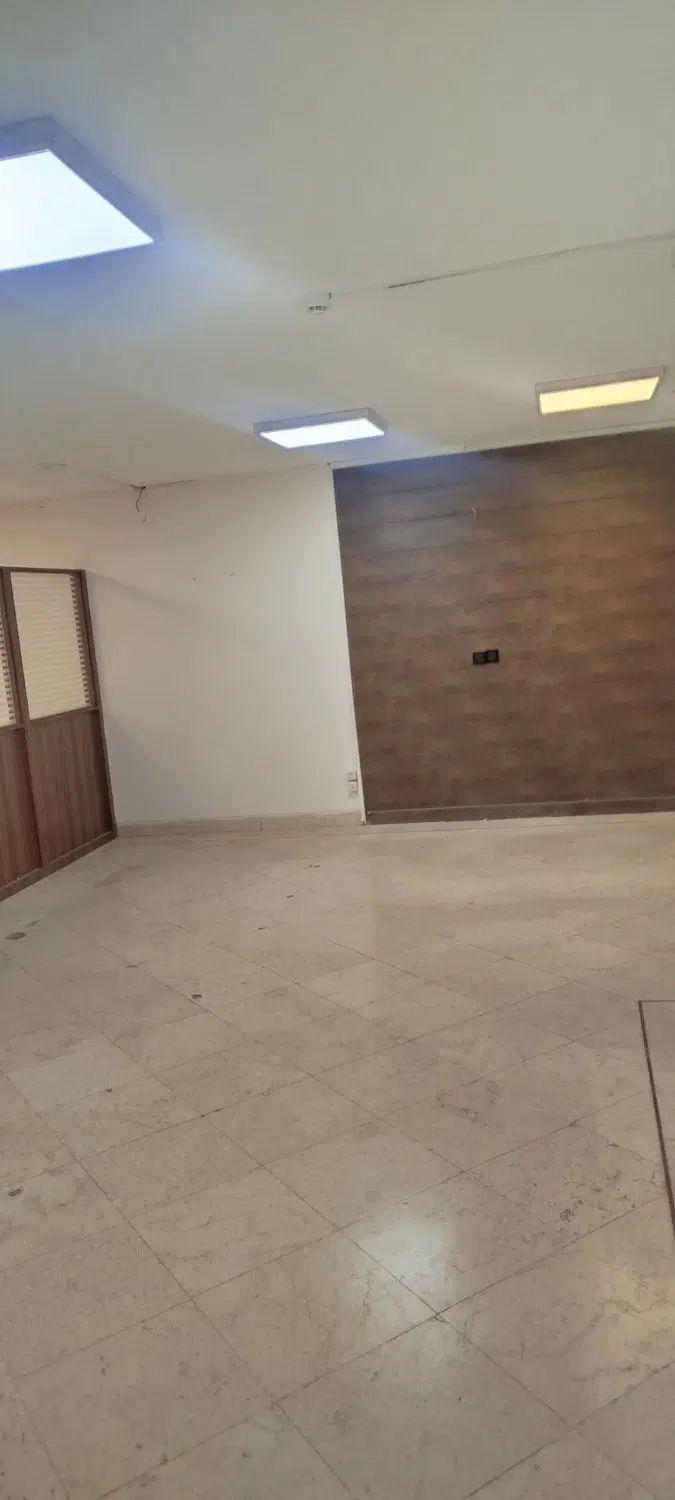 اجاره اداری ۱۱۵ متری نوساز در اصفهان