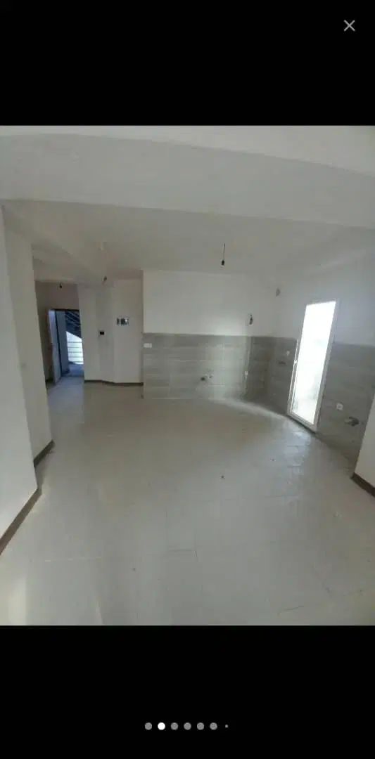 مغازه تجاری بازسازی شده تابلوخور در اصفهان