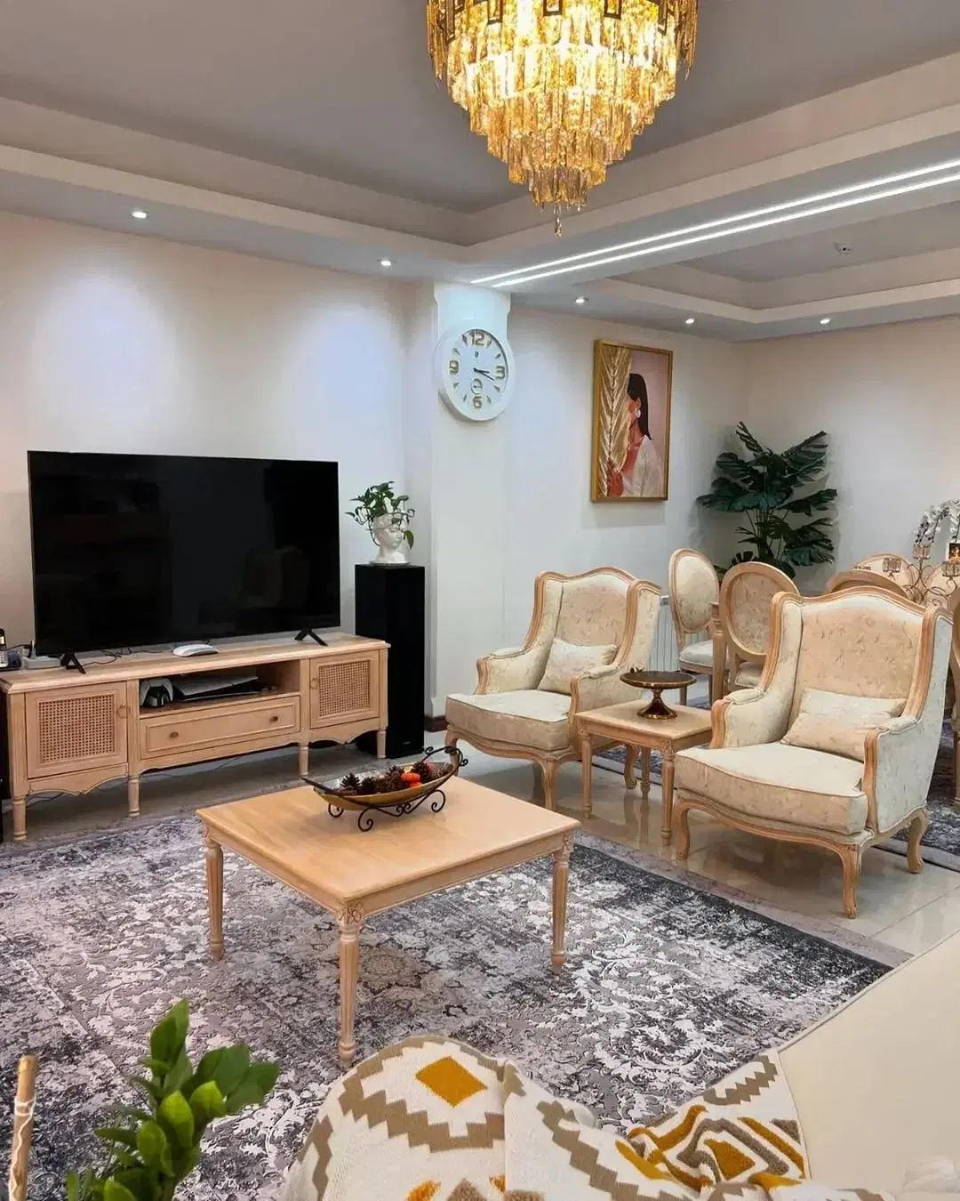 مبل کلاسیک و استیل چوب راش منبتکاری دست