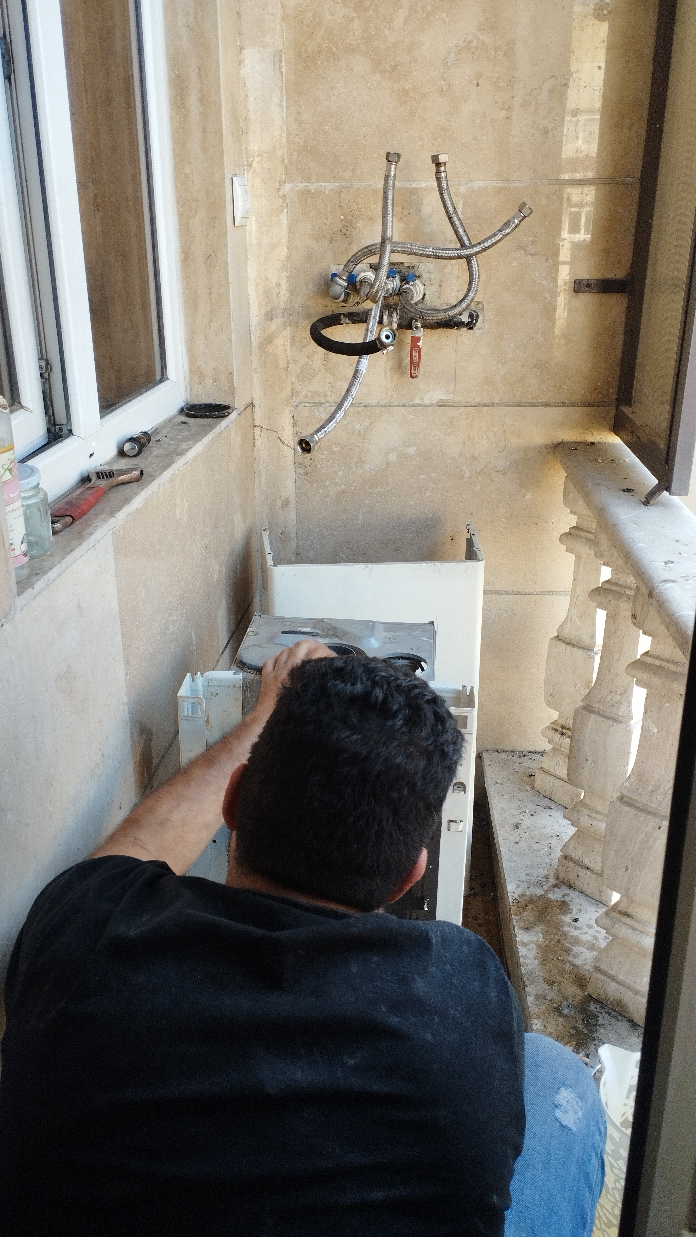 سرویس کلی و فصلی انواع پکیج و کولر گازی نصب اسپیلت