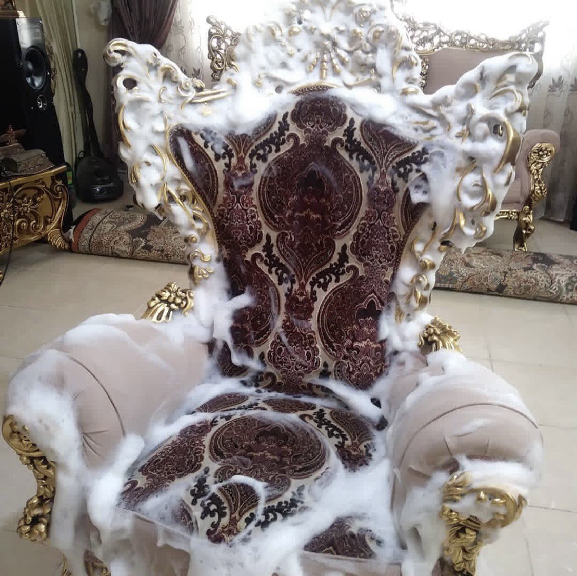 صفرشویی مبلمان سلطنتی