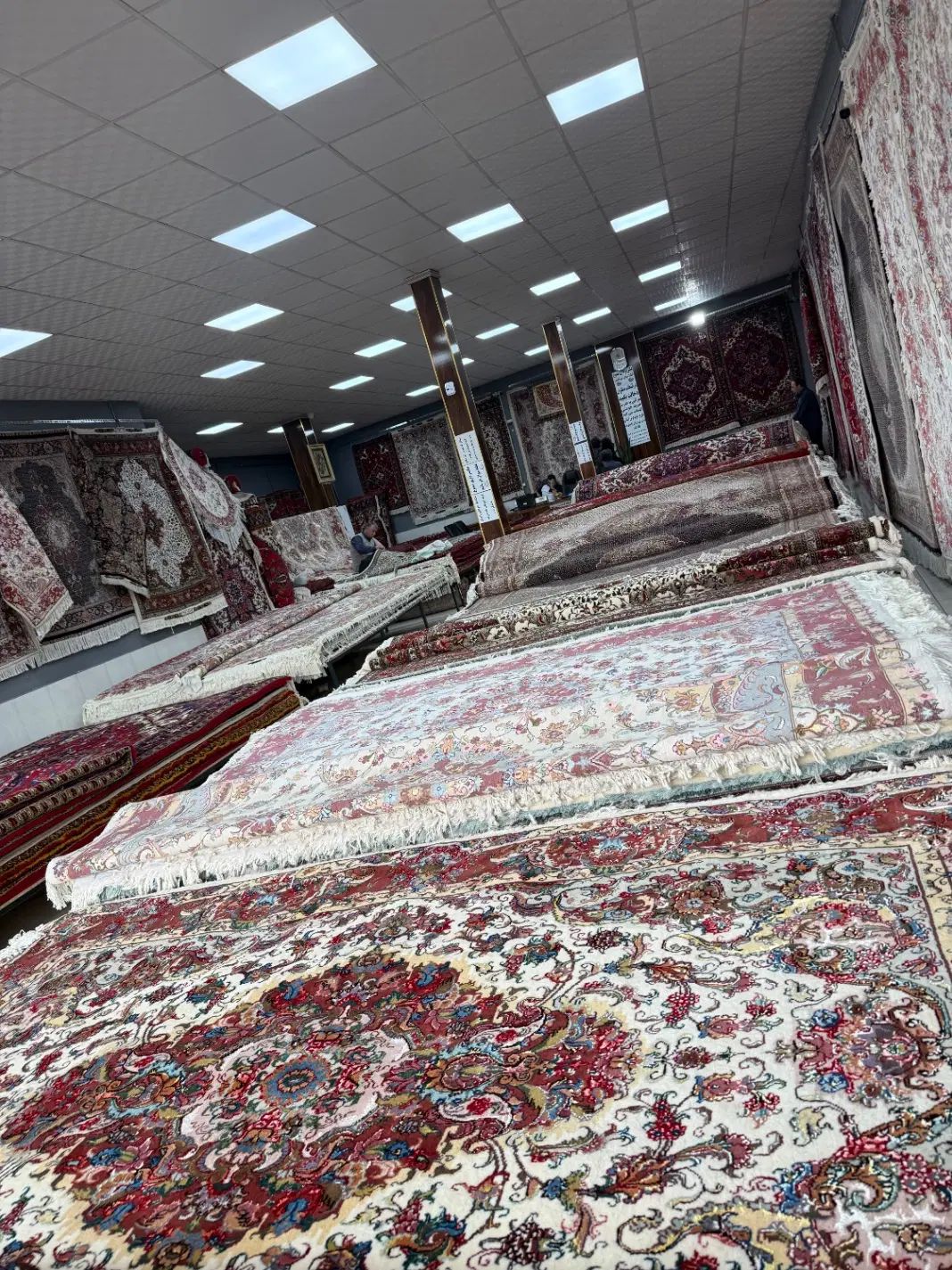 دیگه نیازی نیست جایی رو بگردی،مستقیم بیافرش سیفی