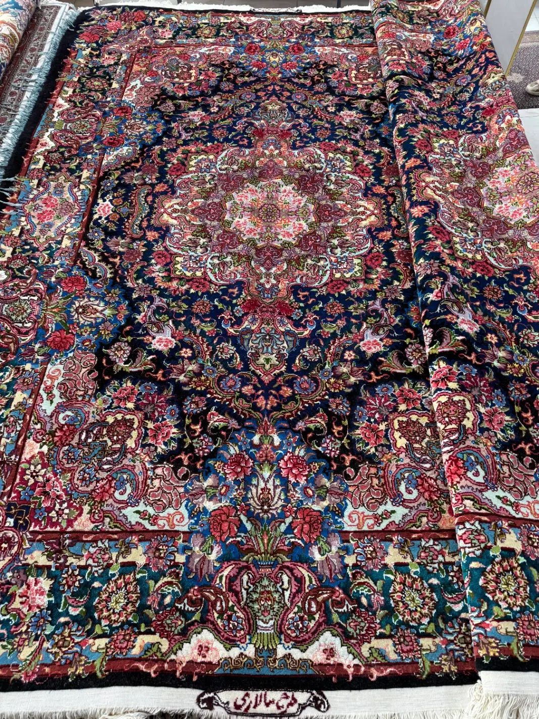 بهترین نوع سالاری تبریز با فرش سیفی