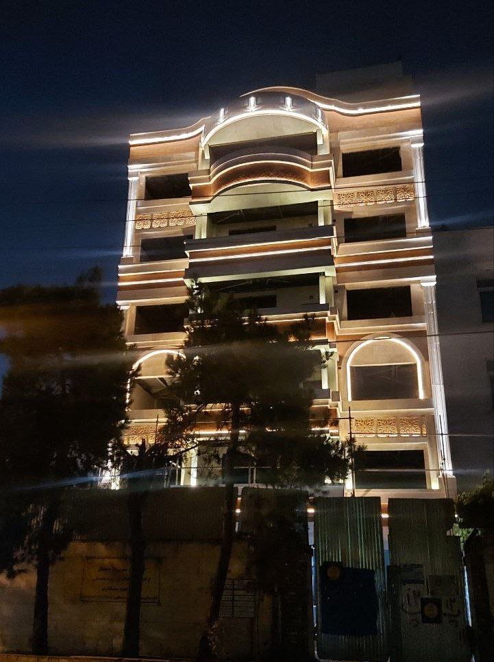 ساختمان مسکونی/کلاهدوز