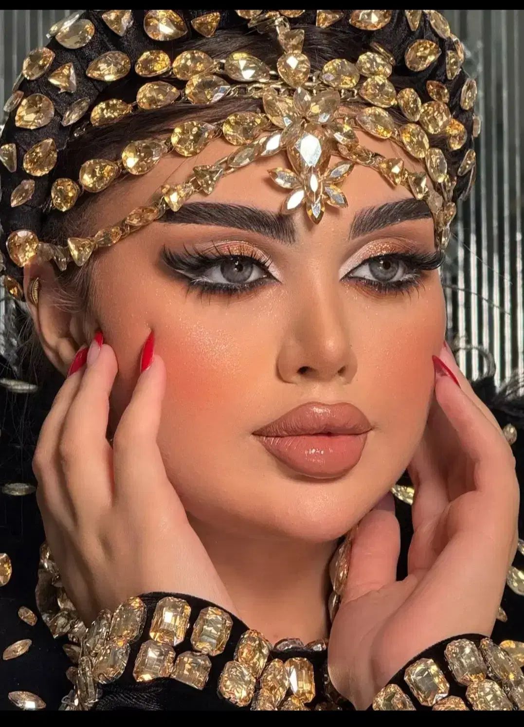 میکاپ ۶۰۰ شنیون ۵۰۰