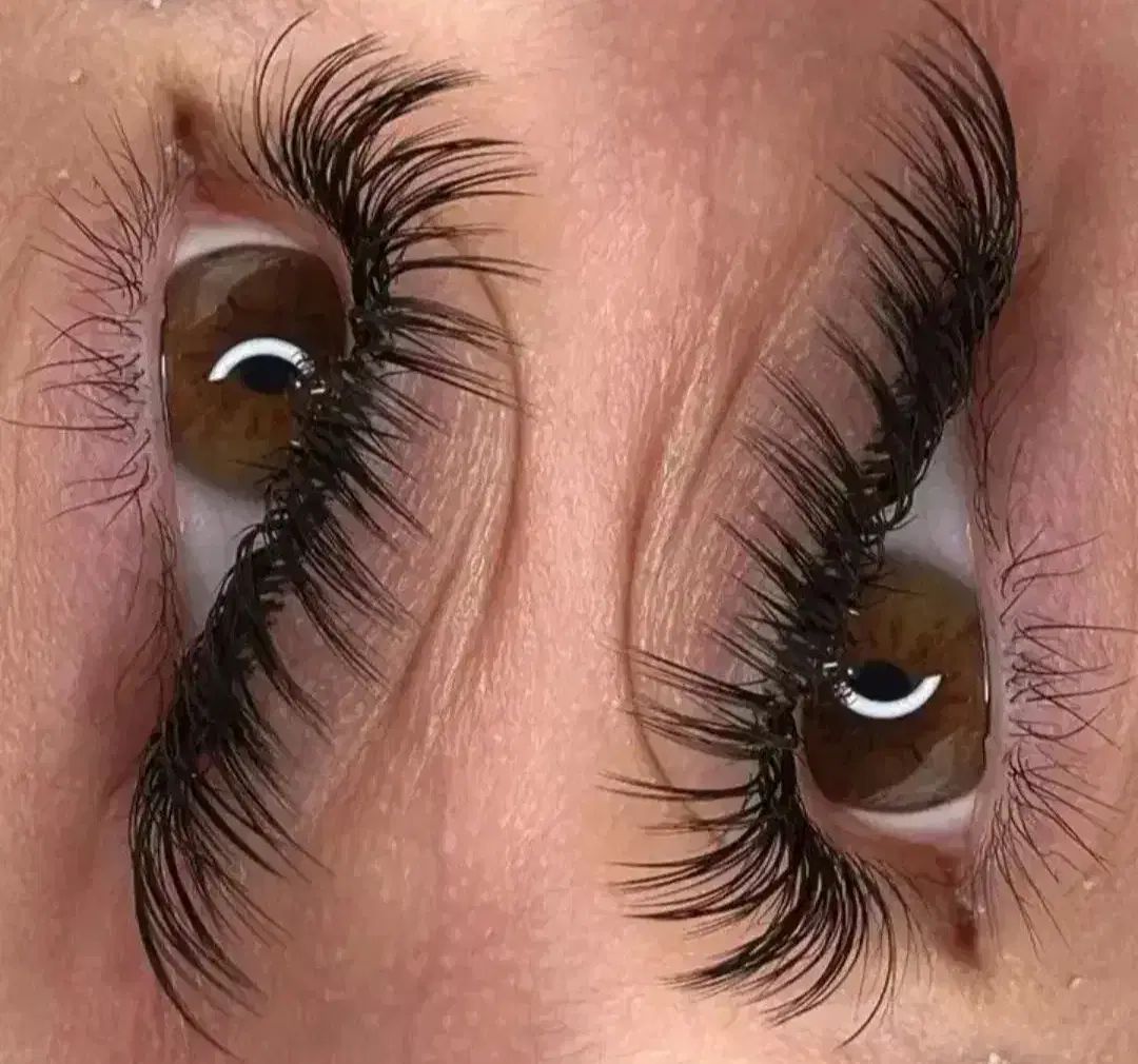 اکستنشن مژه در کرج