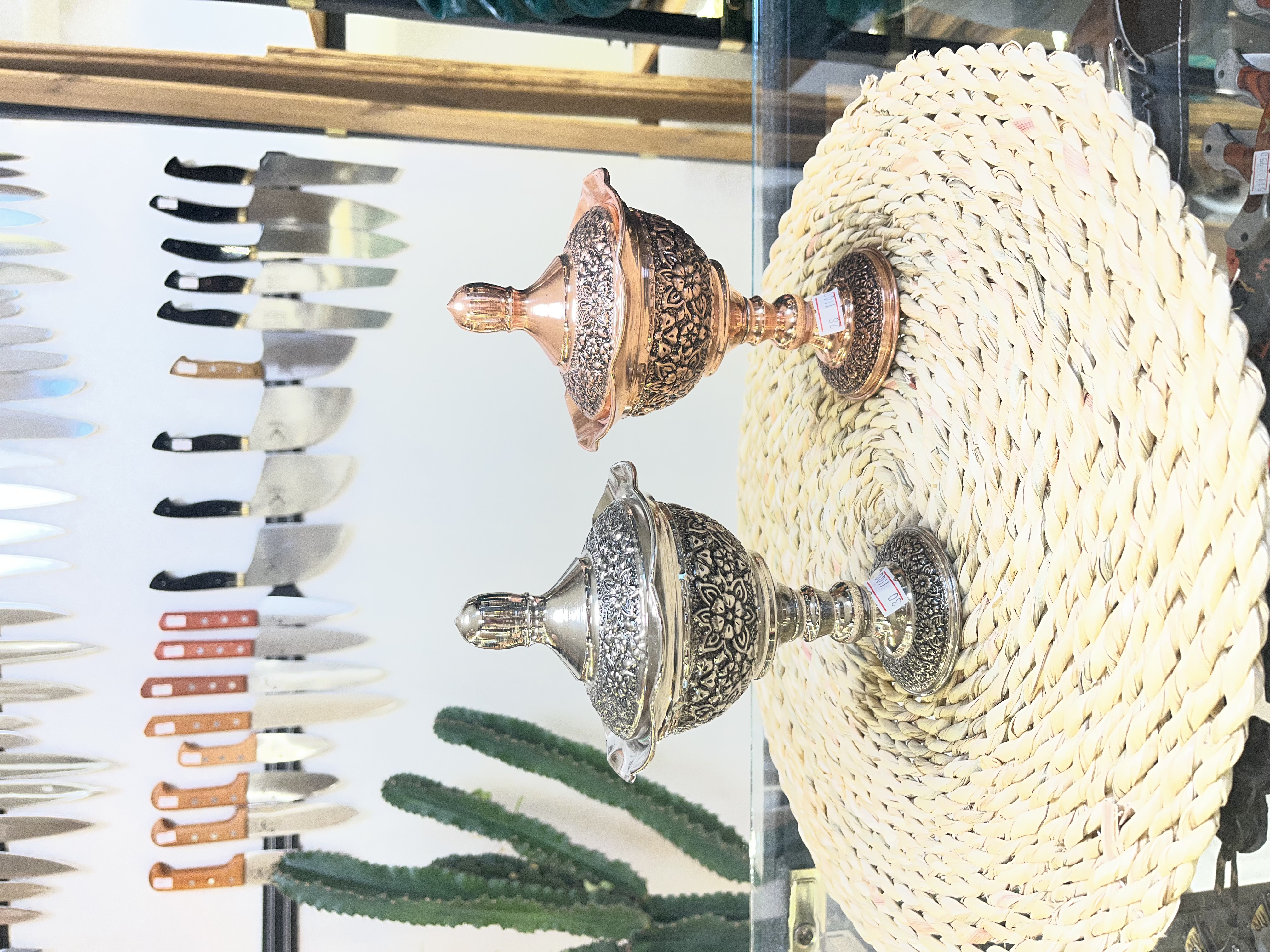 قندان پایه دار