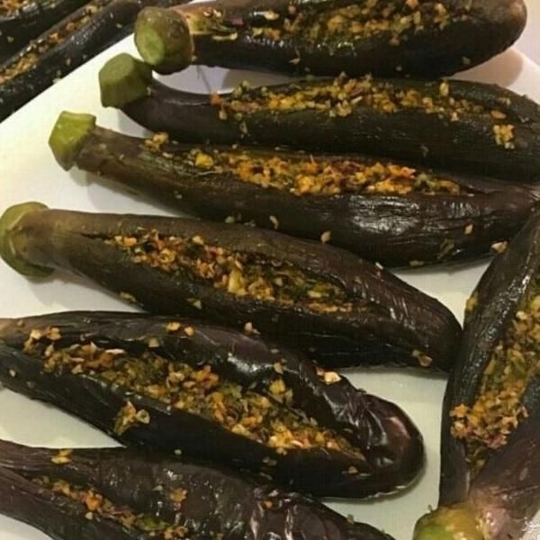 بادمجان شکم پر