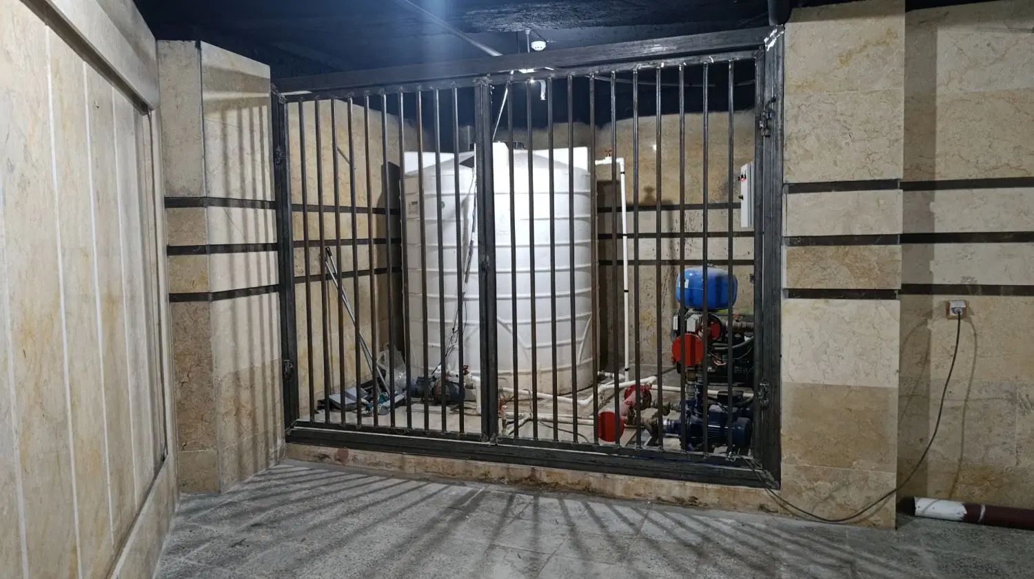 انجام جوشکاری و تاسیسات