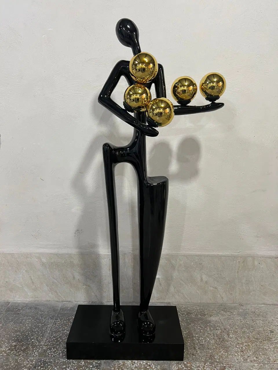 مجسمه اباژورH (شهرمجسمه)