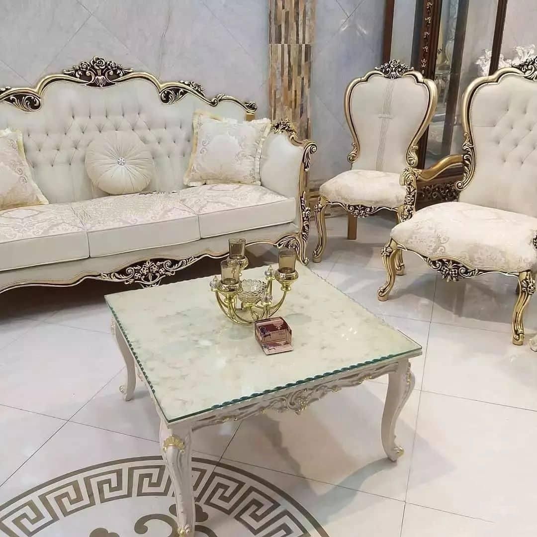مبل کلاسیک دسته چوبی