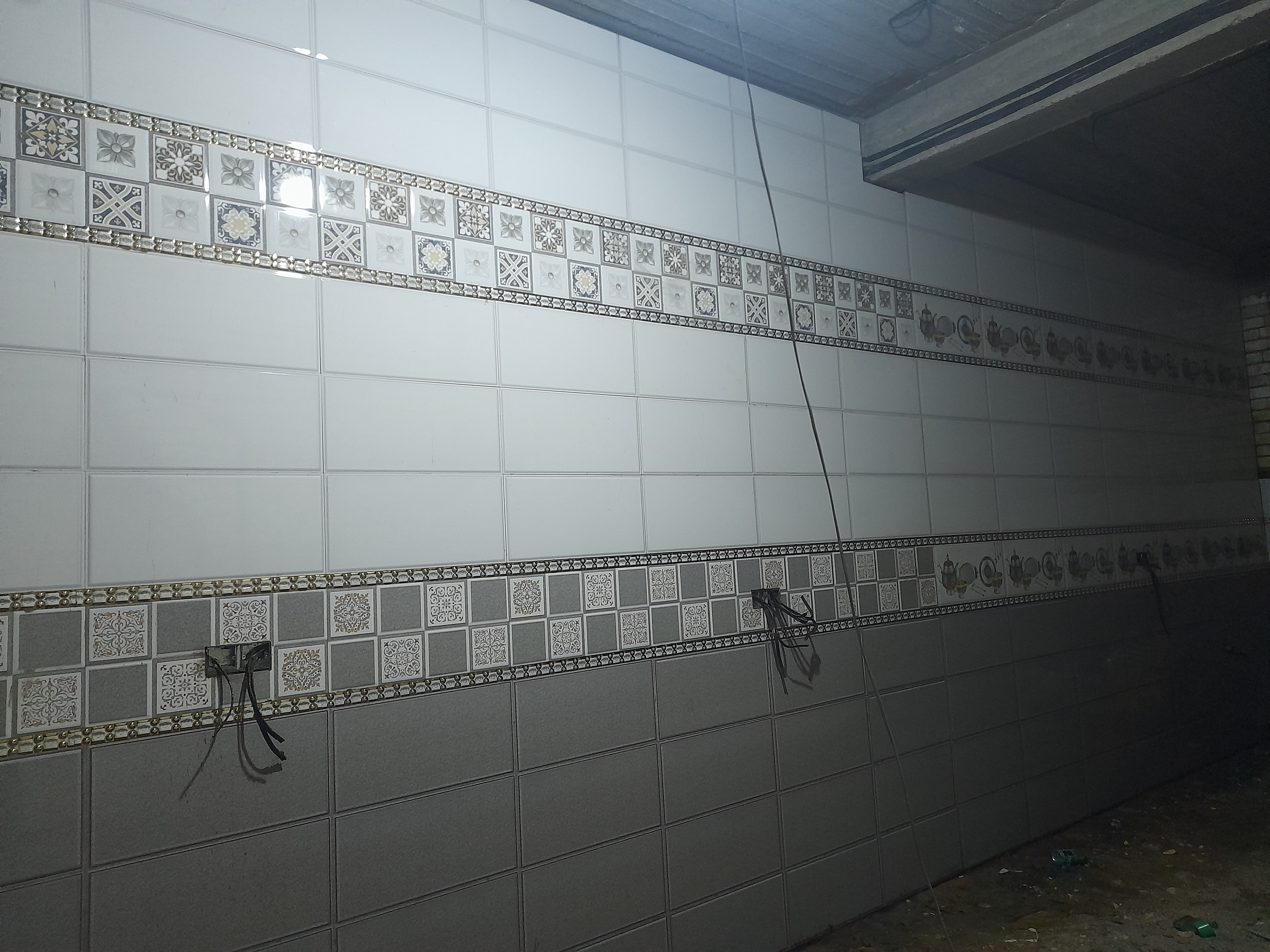 کاشی کاری دیوار60*30