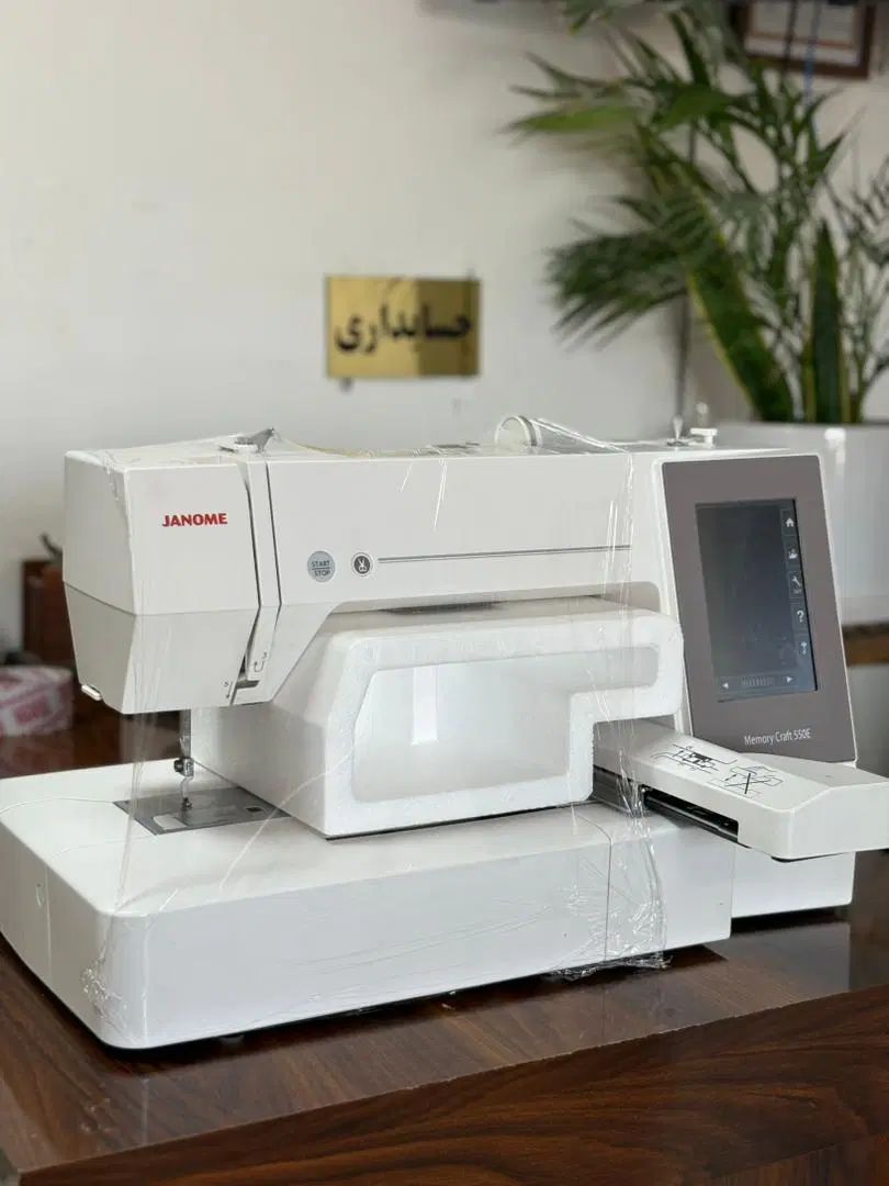 چرخ گلدوزی ۵۵۰ ژانومه با دوسال گارانتی