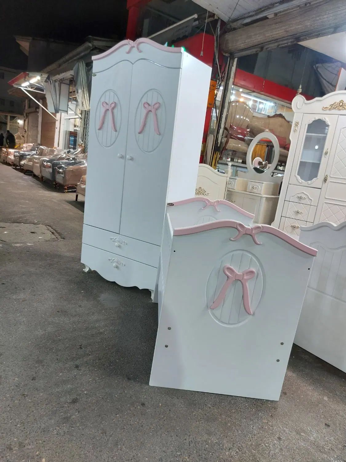 کمد و تخت کنار مادرمدل آسنات ۲۰۷۸