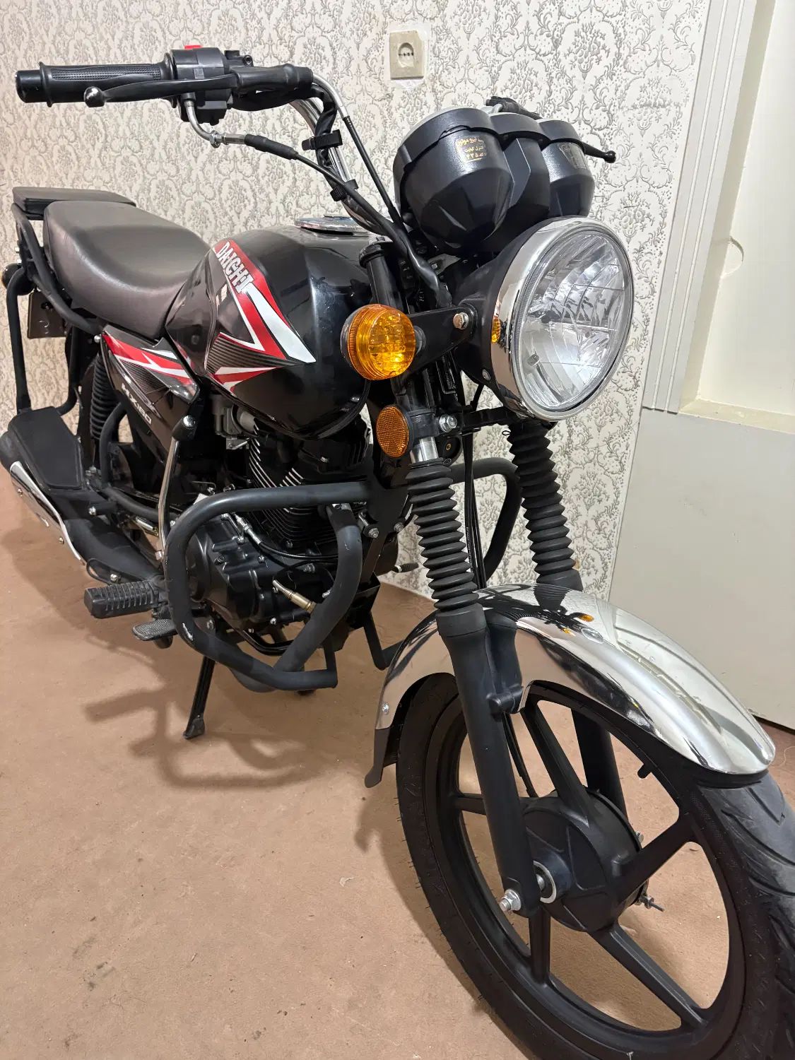 دایچی HX180 نیروموتور (مشابه صفر کیلومتر) در مشهد