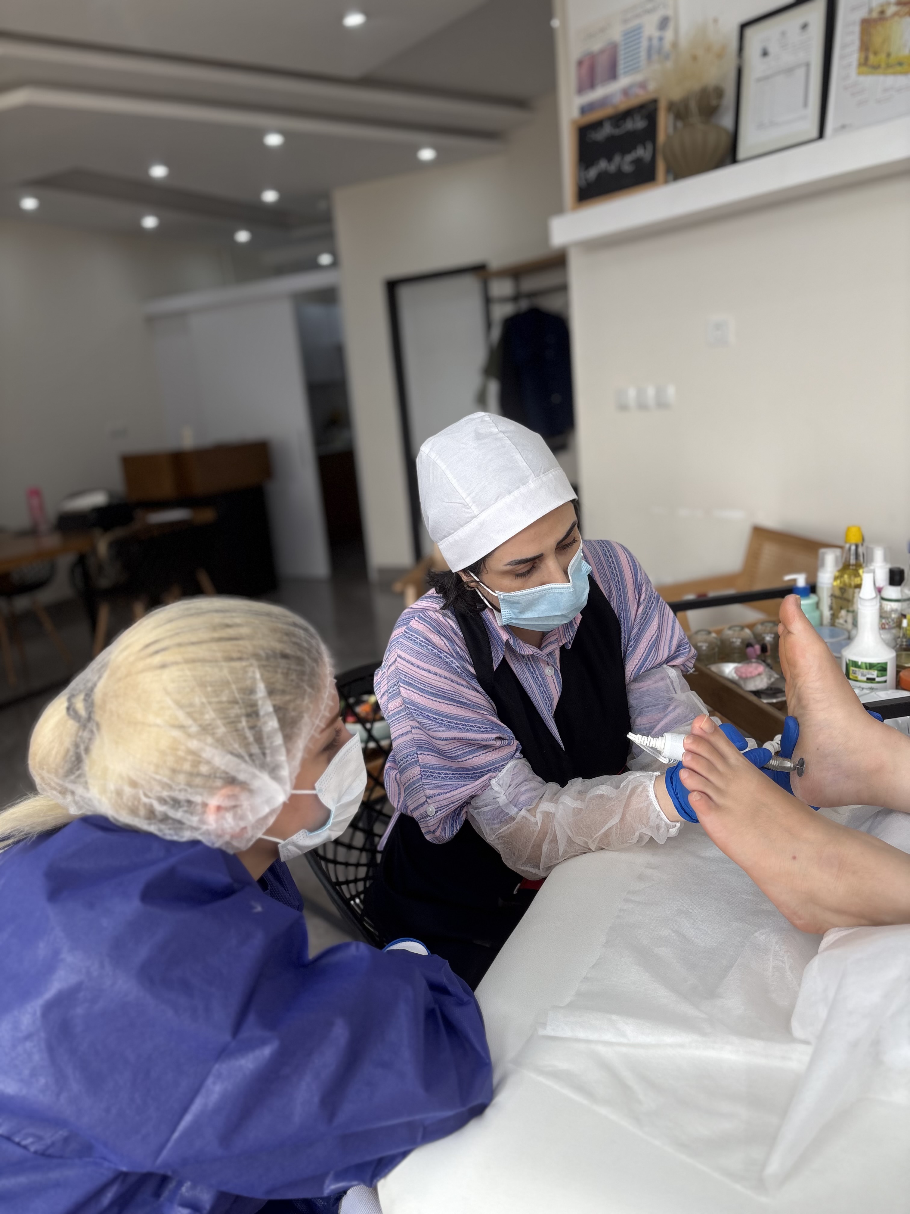 آموزش پدیکور درمانی