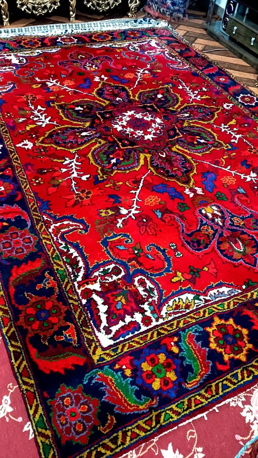 یک عددفرش دستبافت ۶متری بانخ جهره ورنگ گیاهی
