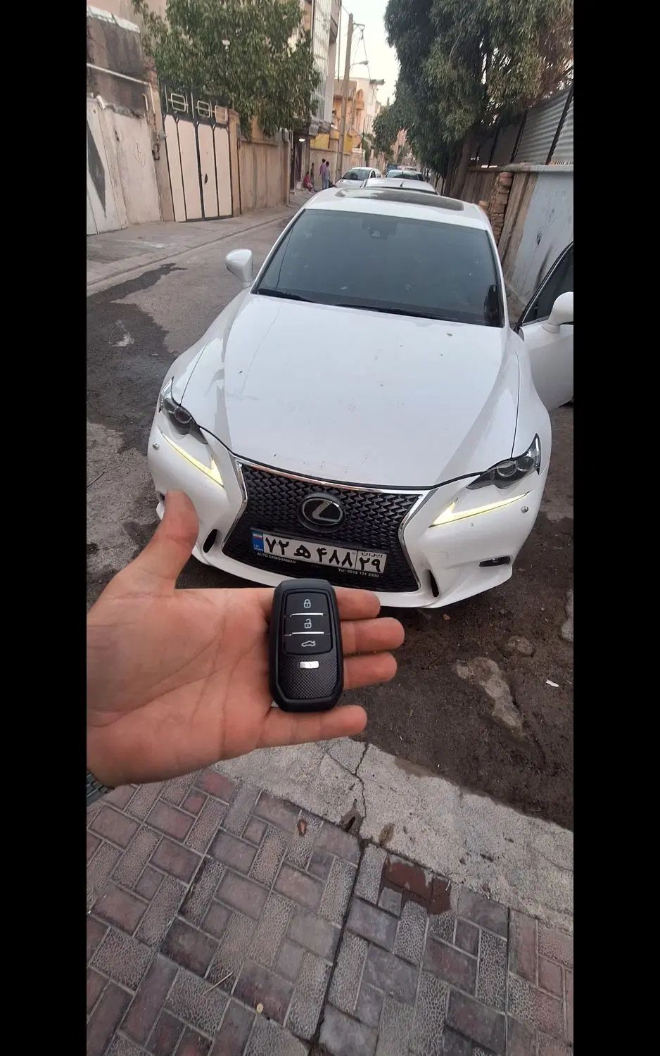 قفل و کلید و ریموت انواع ماشین و منزل
