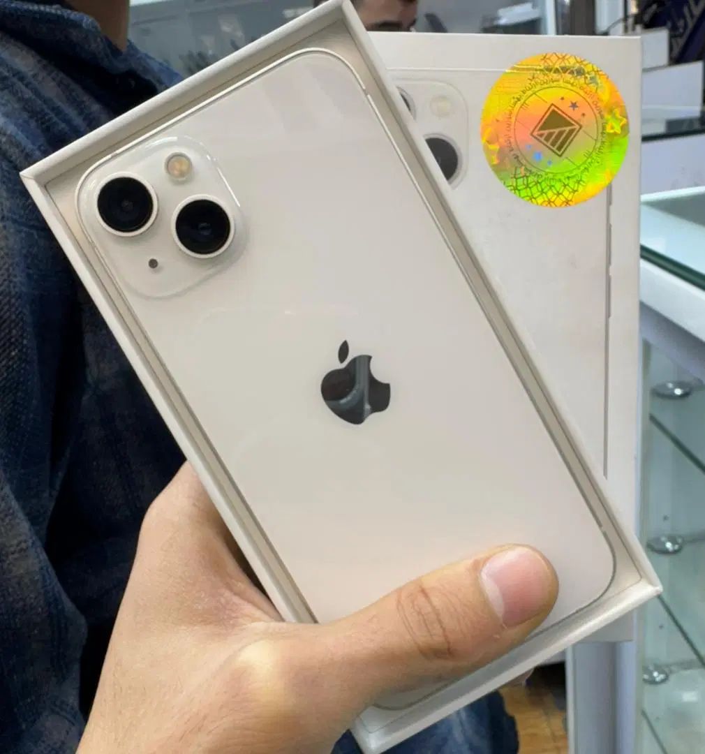 iPhone 13 آیفون ۱۳ نرمال با حافظه ۱۲۸ گیگابایت