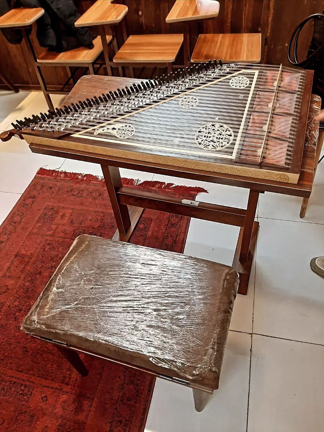 میز سنتور اقتصادی