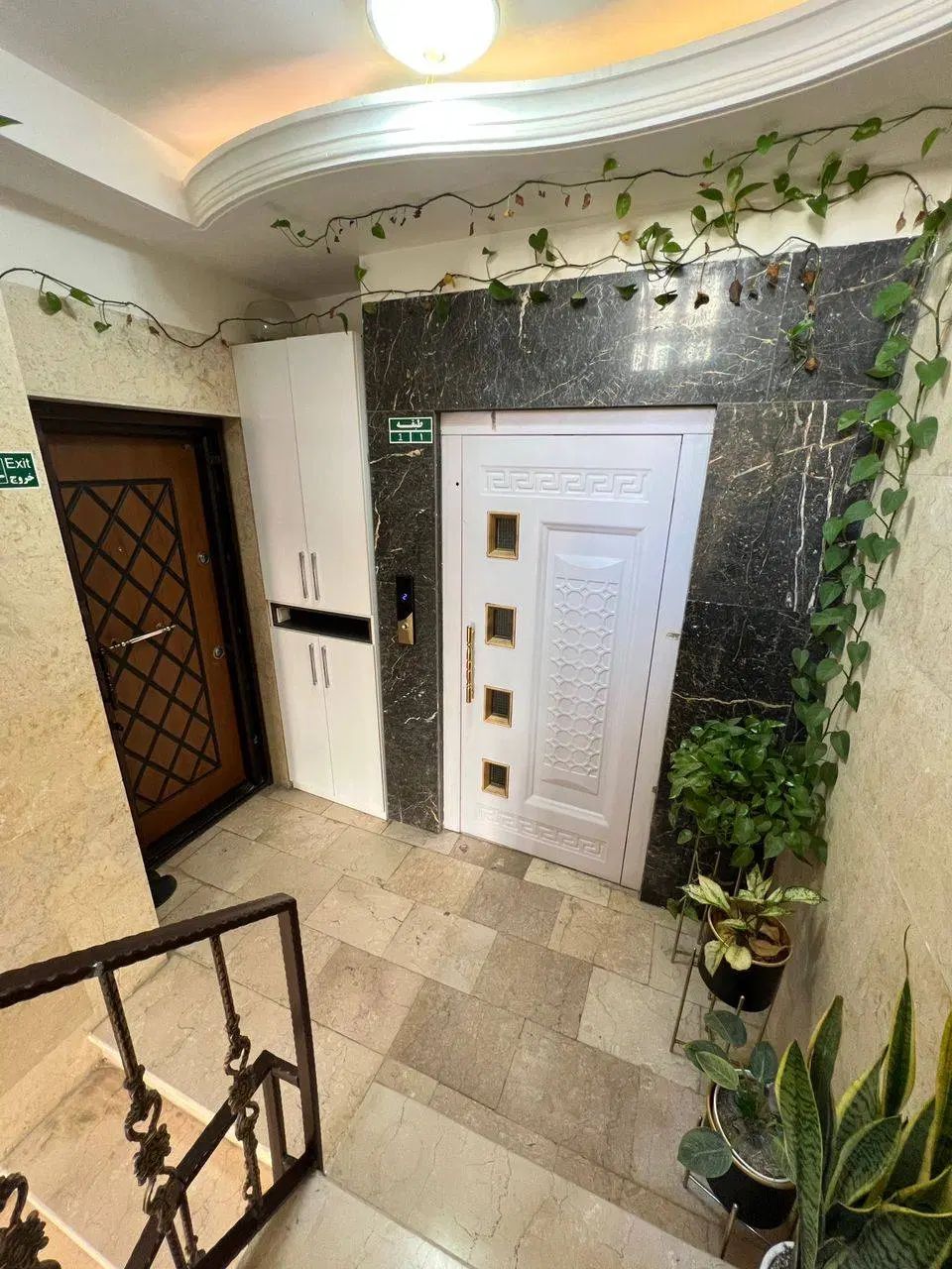 املاک بزرگ خانه زیبا