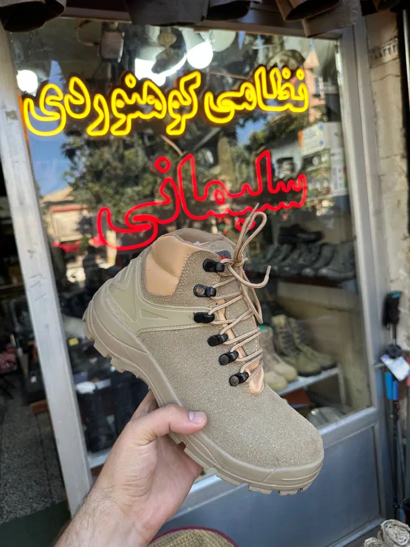 نیم‌بوت جیر مردانه پای آرا کرم