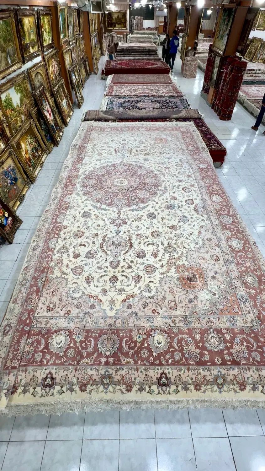 ۲۴متری ابریشم ۵۰ رج قسطی در تبریز