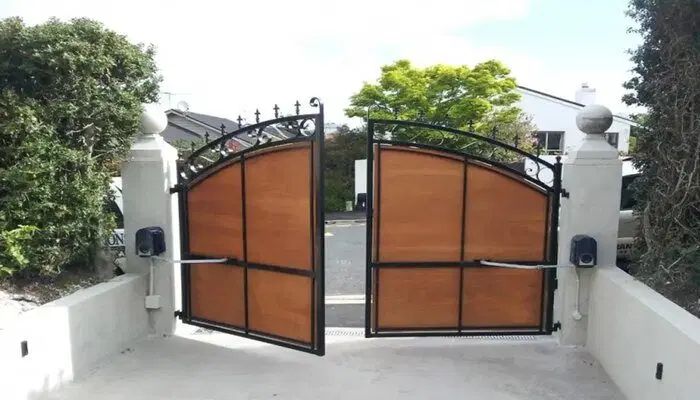 درب برقی مناسب پارکینگ