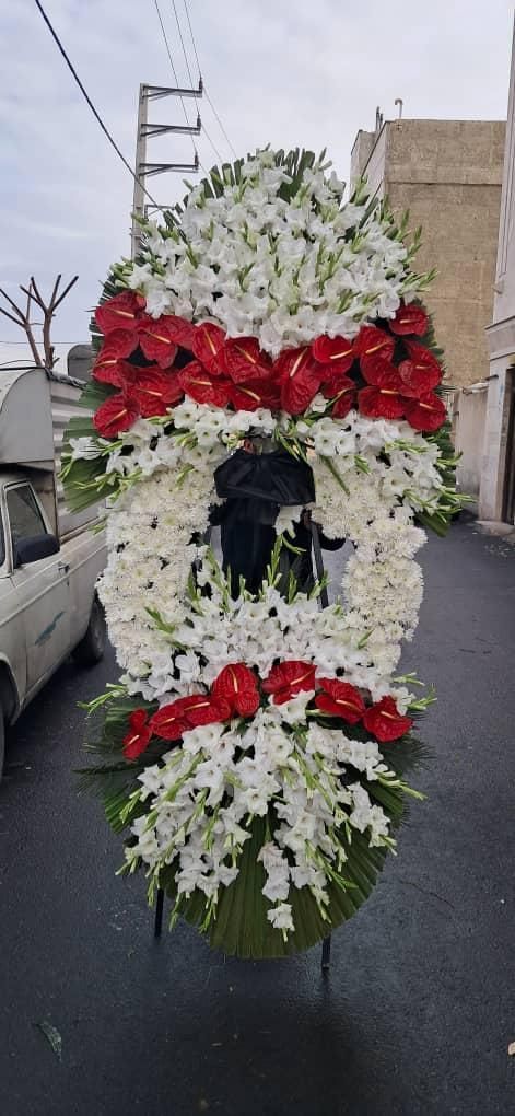 تاج گل و پایه گل ختم.تبریک و ترحیم .نمایشگاع در تهران