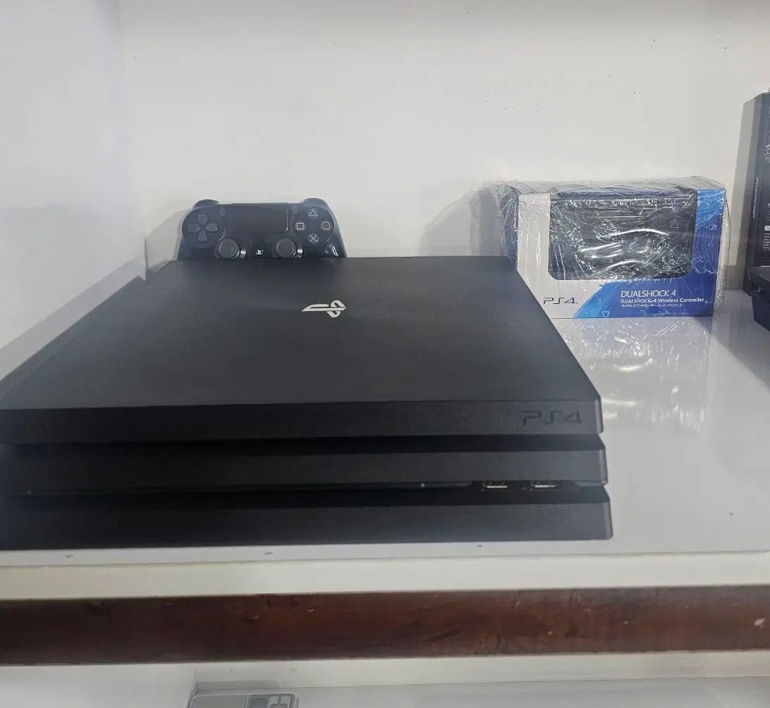 ps4 پرو در حد صفر