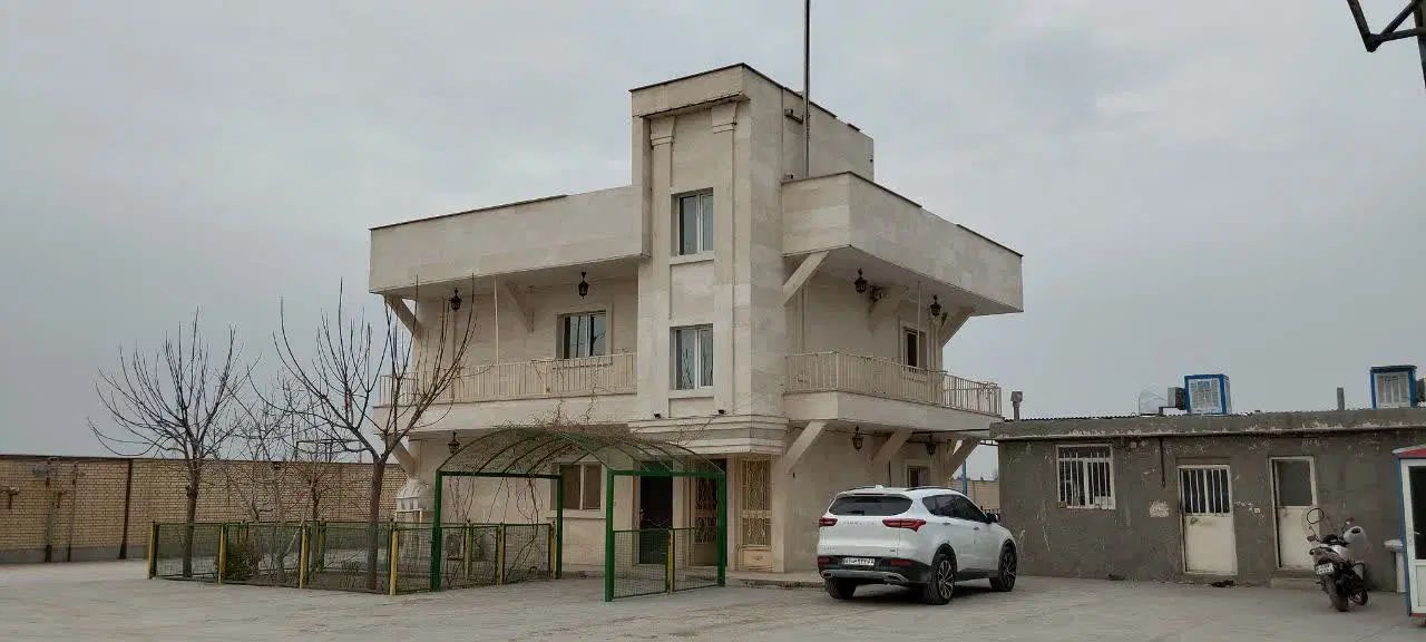 فروش مجتمع دامداری صنعتی