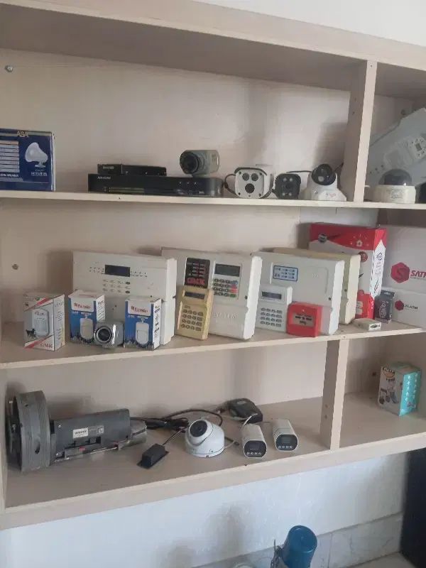 دزدگیر و دوربین کارکرده