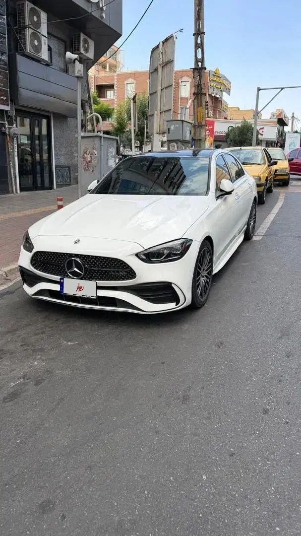 بنز C300 2022 گذر دایم ارس بدون رنگ