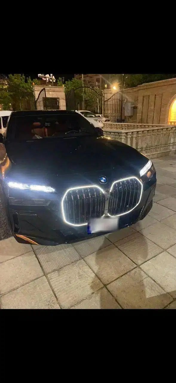 بی ام و 740i گذر موقت ارس