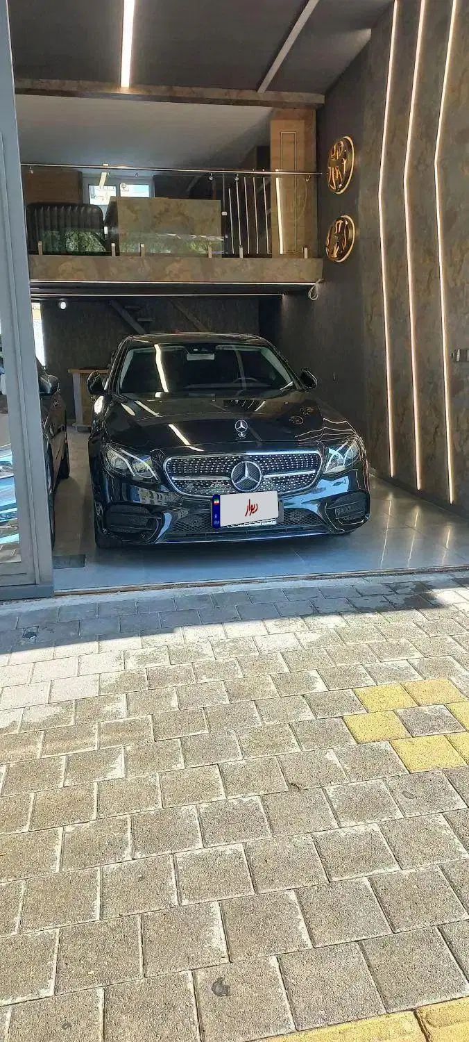 بنز E200 مشکی 2018