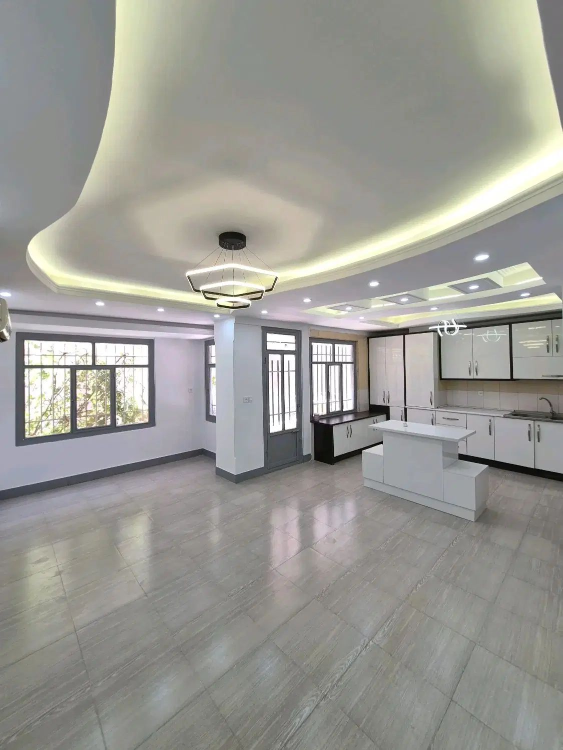 فایلینگ خانم اکبری