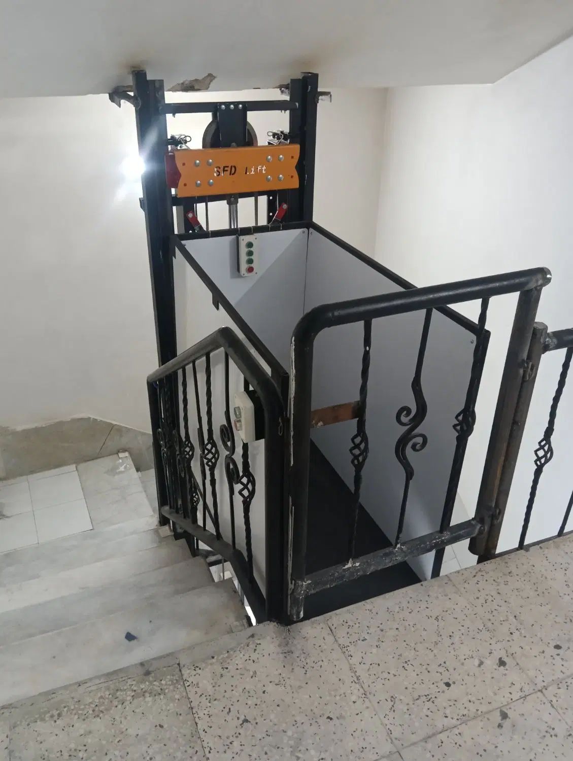 بالابر و آسانسور نقدواقساط