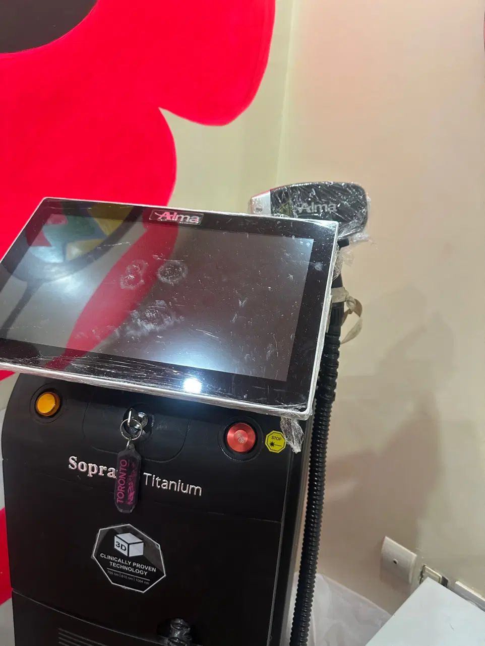 به مدت ۱۰ روز شگفتانه لیزر در کرج