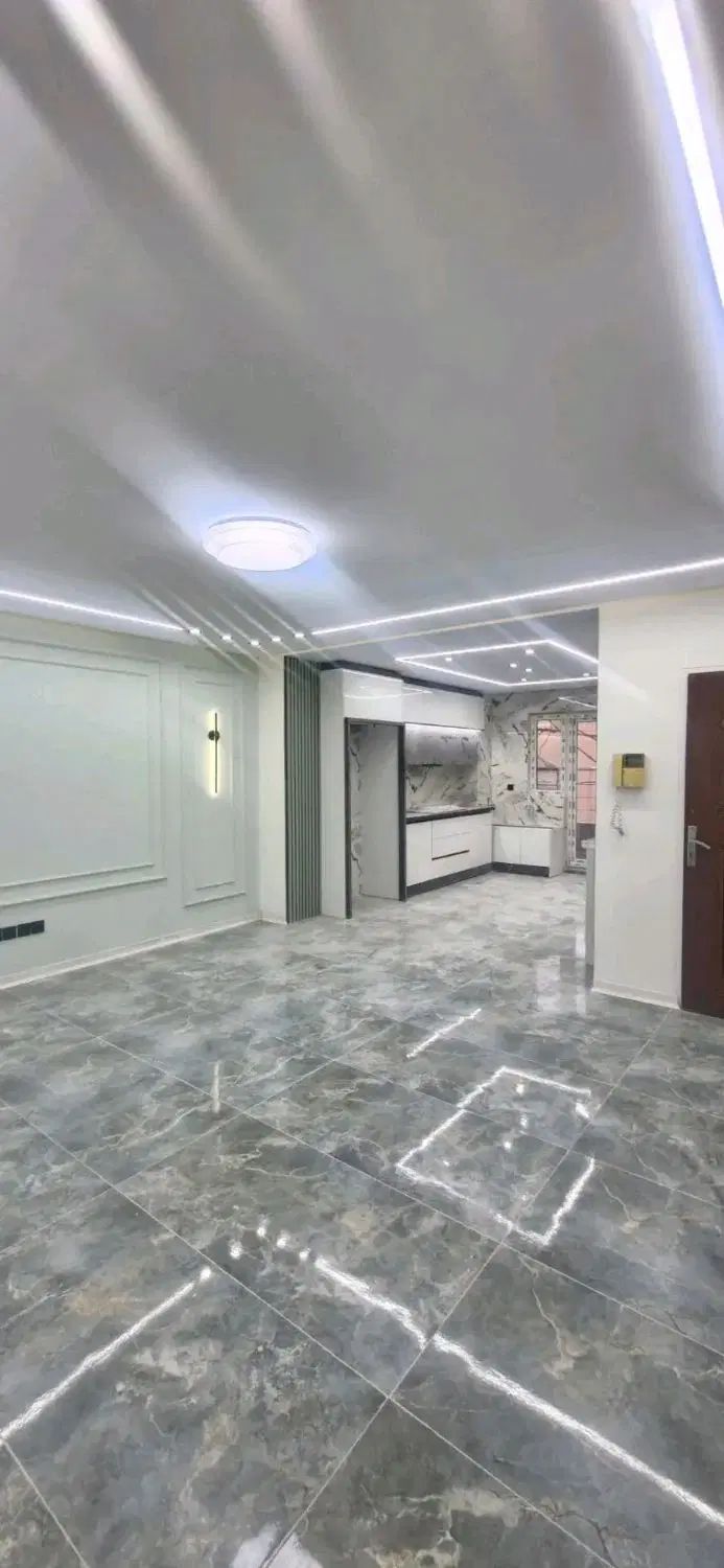 ۷۳ متری* فول دیزاین* طبقه اول* در اندیشه-شهر جدید