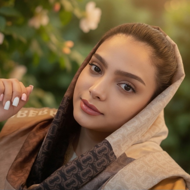 فایلینگ خانم یگانه