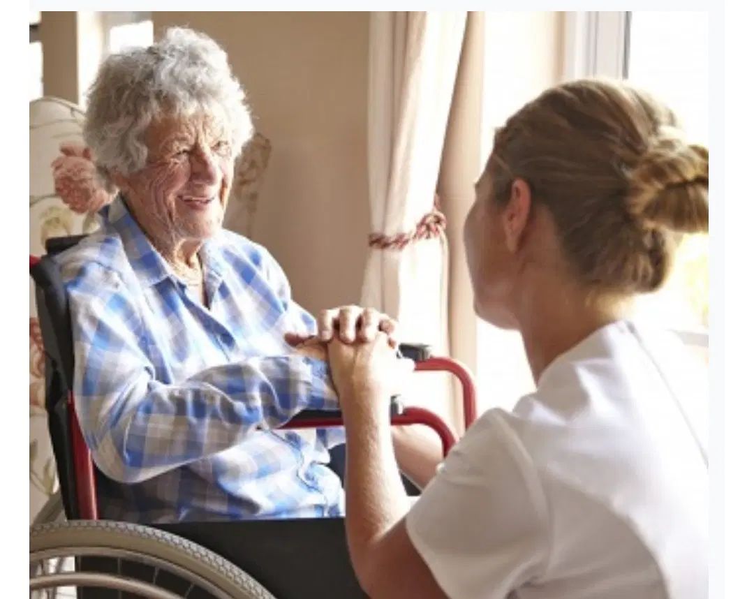 پرستار خانم سالمند تمام وقت برای اعزام به شمال