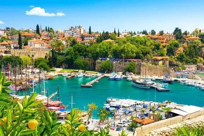 تور آنتالیا شش شب و هفت روز مرداد