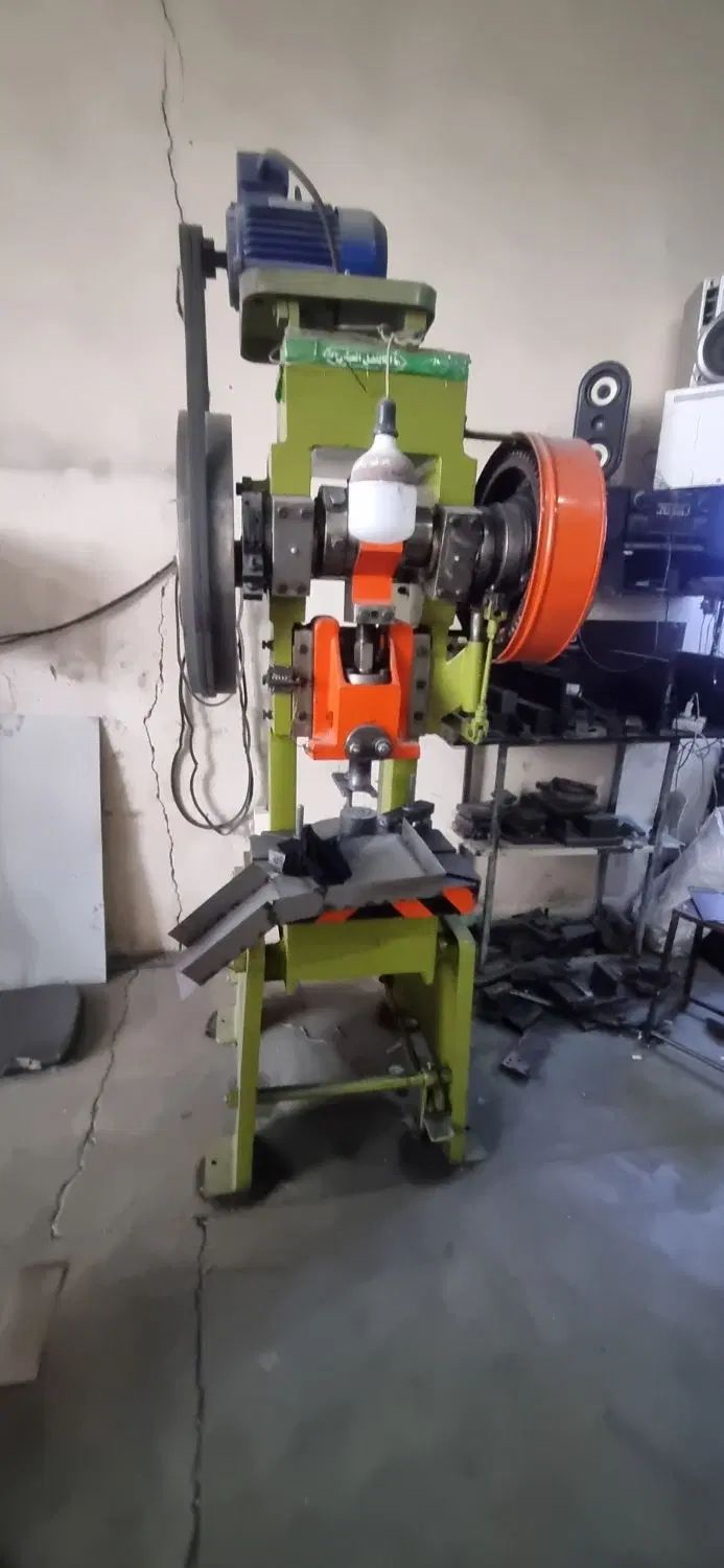 خدمات پرس کاری برش کاری رنگ کوره ای