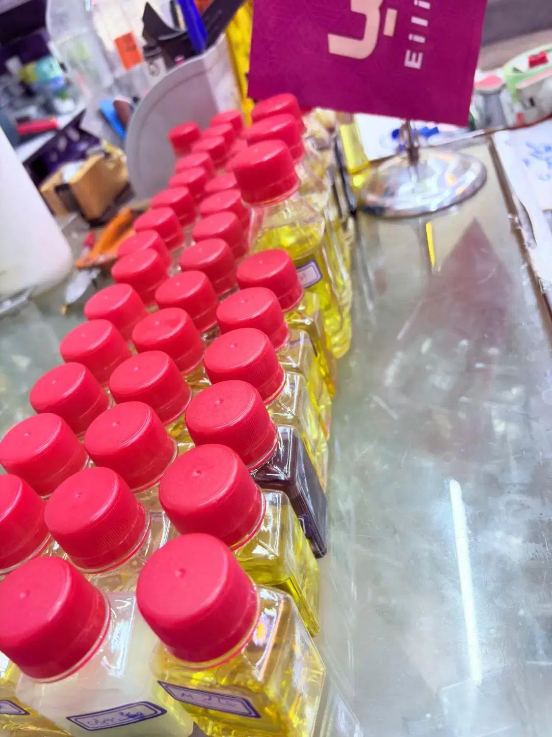 عمده میخواین، پخش ادکلن و عطر ایلیا در بندر گناوه