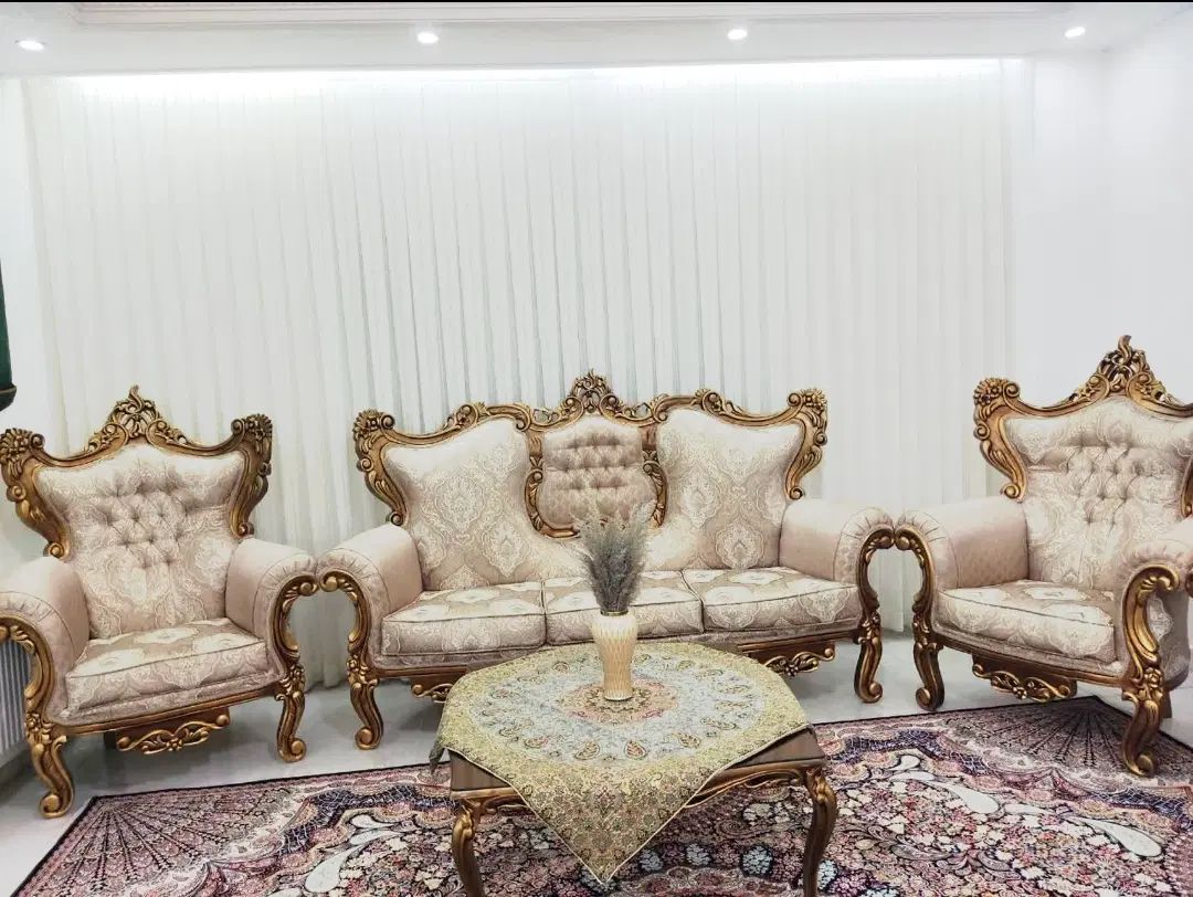 ده دست مبل کهنه