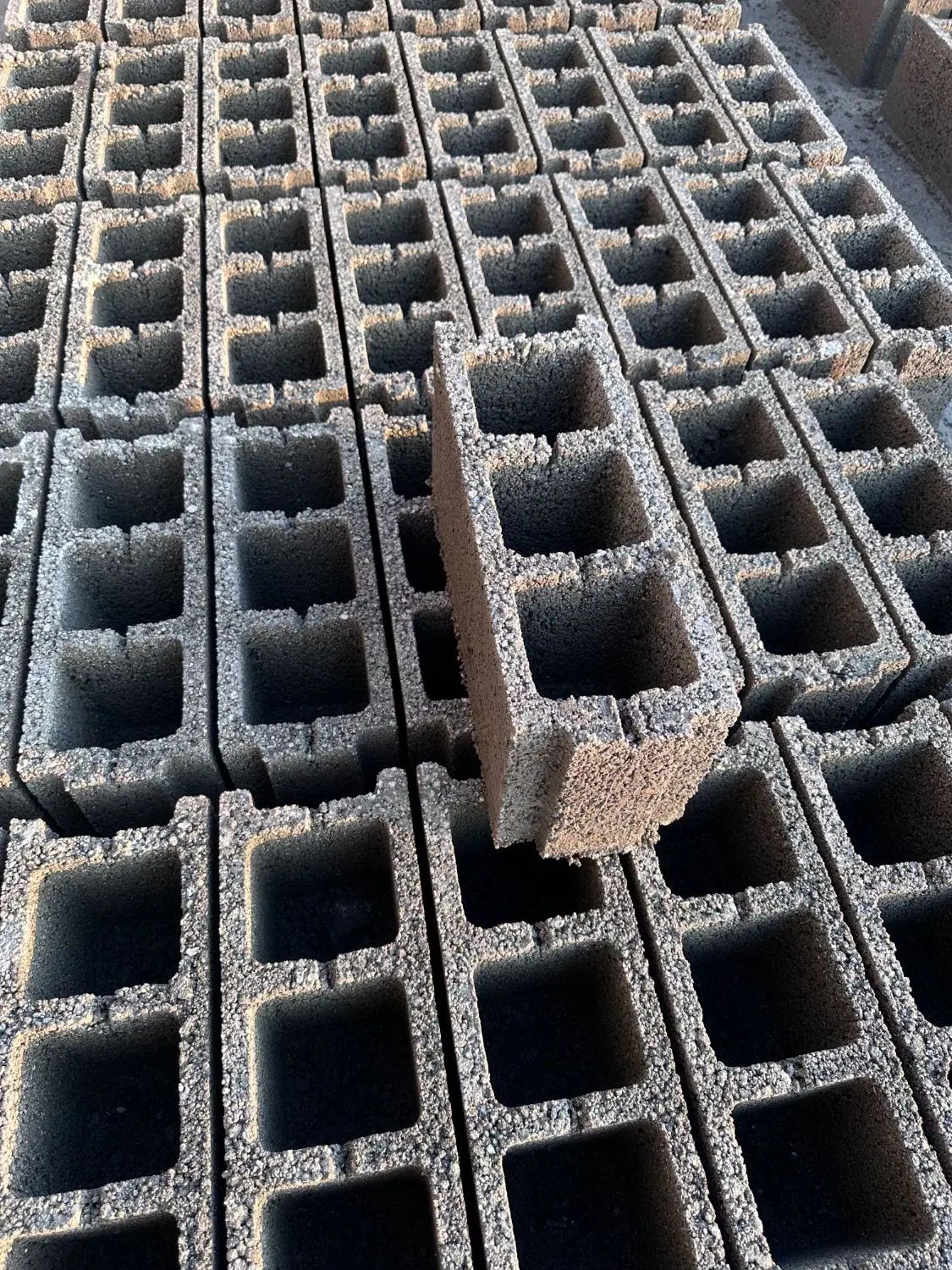 بلوک پوکهای سبک ۱۰ و ۱۵ دو و سهجداره