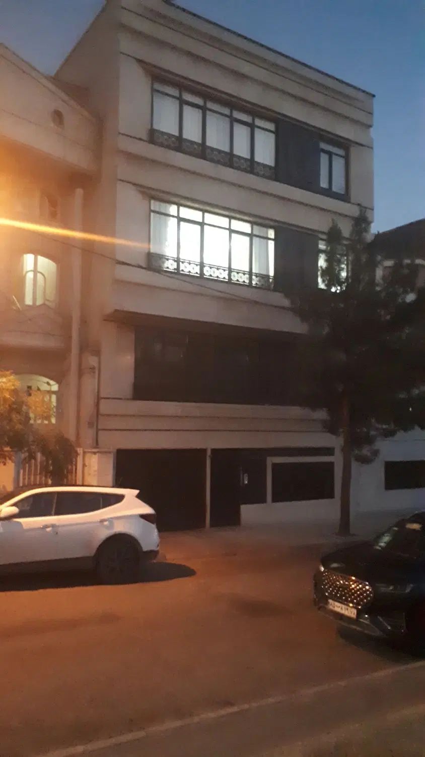 ۱۷۷متری خوش نقشه و مهندسی ساز تک واحدی بدونه مشرف در تهران