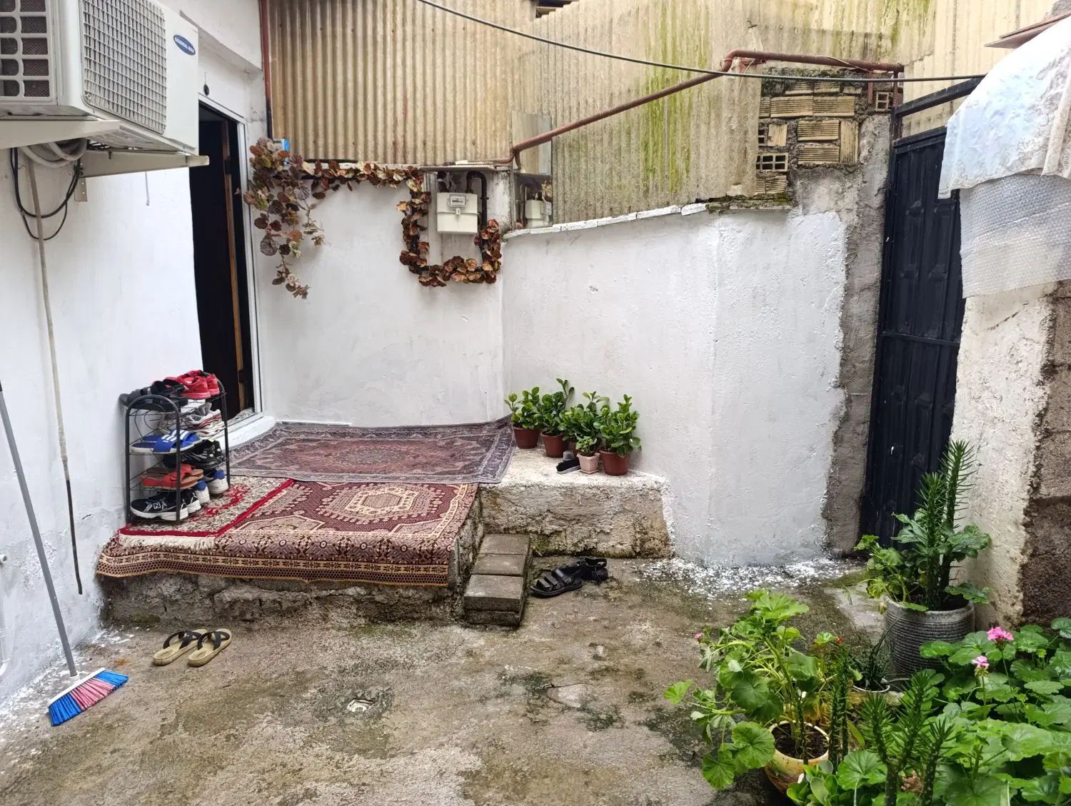 املاک باران های نقره ای